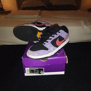 Nike SB Dunk Low Pro